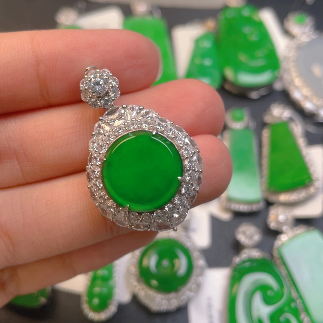 翡翠银S925镶嵌颈饰