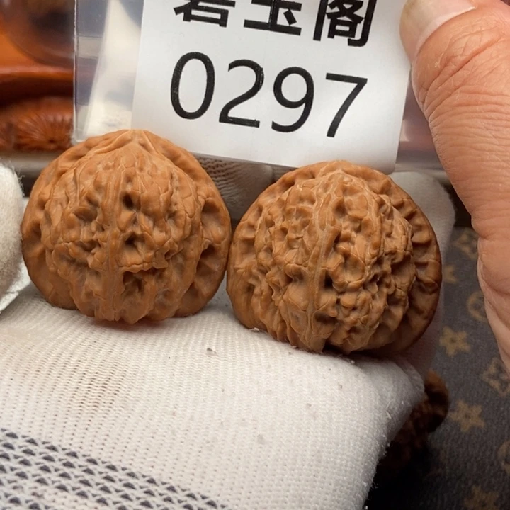 吊坠文玩核桃白狮子43