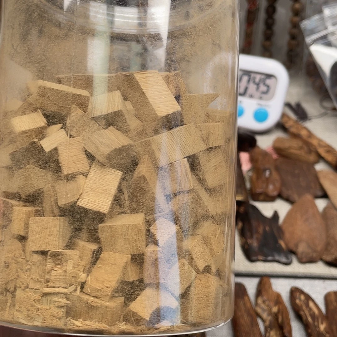 *****沉香沉香碎屑加里曼丹