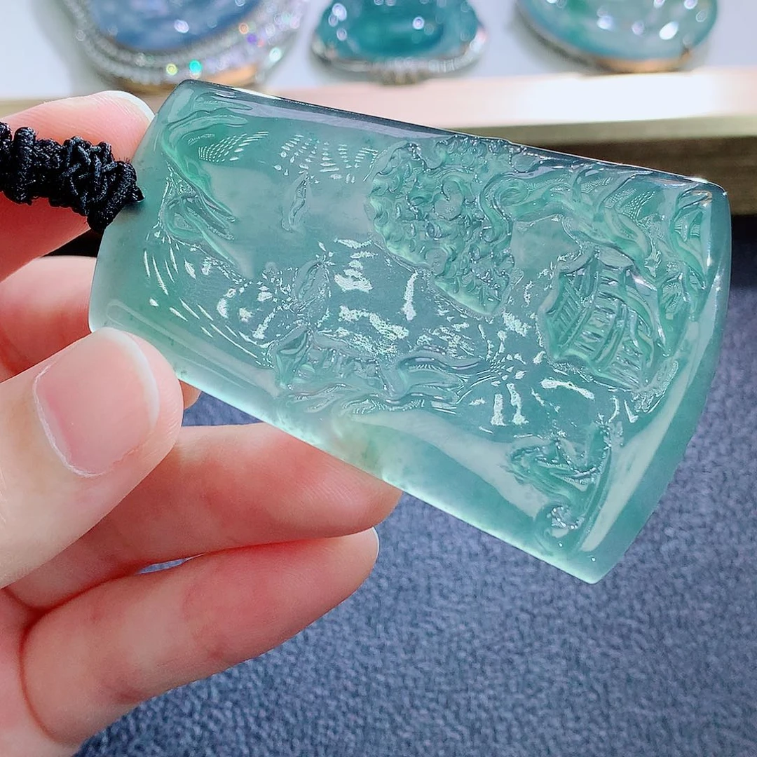 翡翠未镶嵌颈饰翡翠