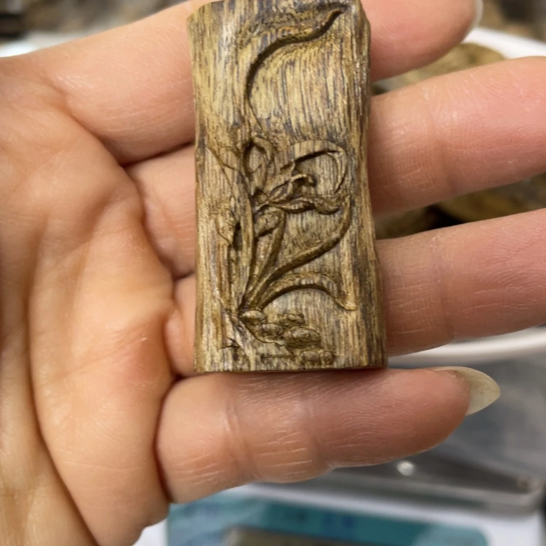 沉香摆件棋楠沉香吊坠8克