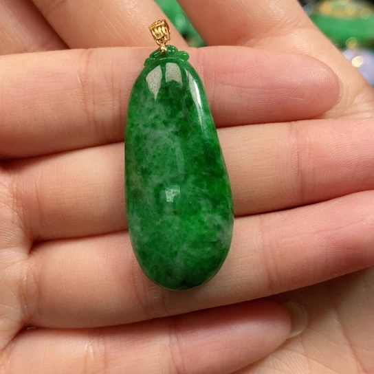 颈饰未镶嵌翡翠吊坠