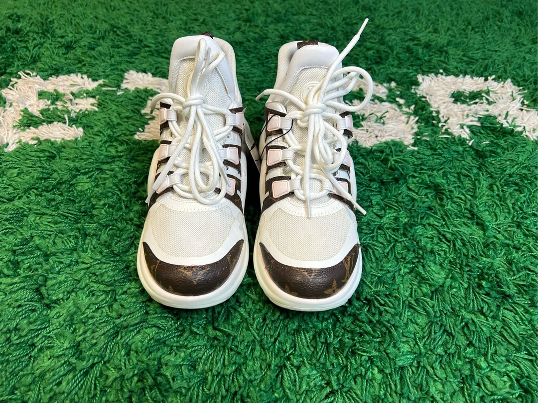 95新 LouisVuitton/路易威登 老花老爹鞋 41码 鞋垫后配 B10889