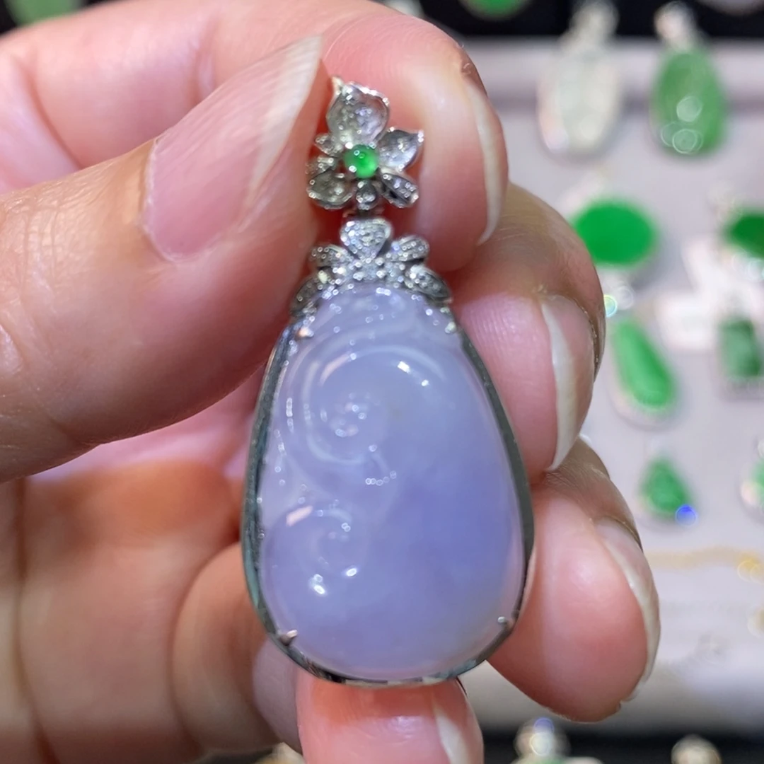 吊坠(不含链)18K金镶嵌翡翠