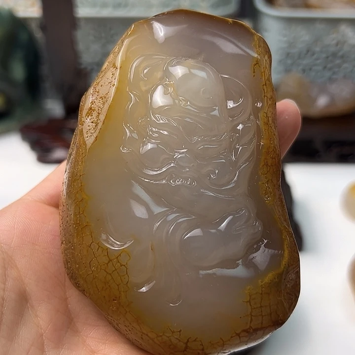玛瑙/玉髓颈饰未镶嵌