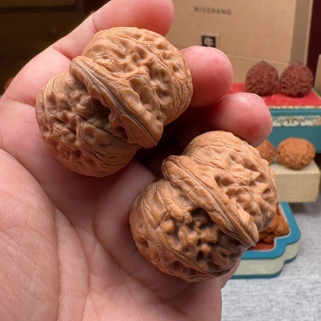 文玩核桃把件元宝100716