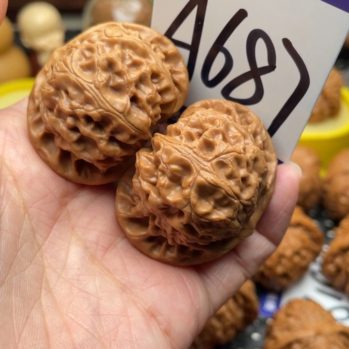 把件桃核宫灯狮子头42