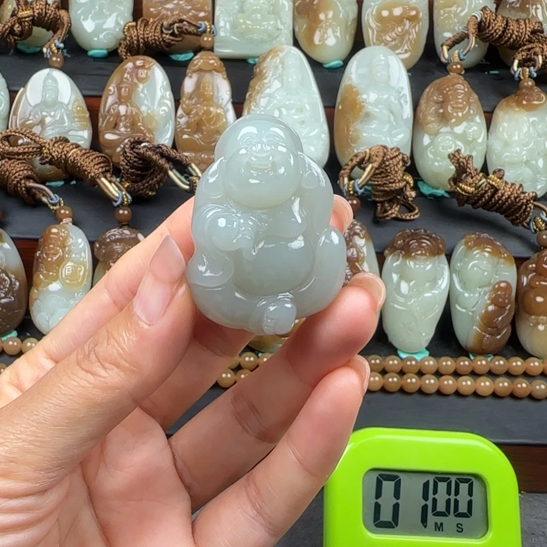 小***薇和田玉未镶嵌挂件