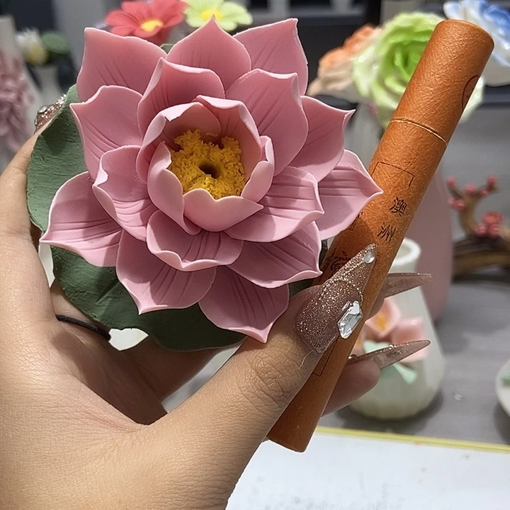 陶瓷纯手工捏花设计