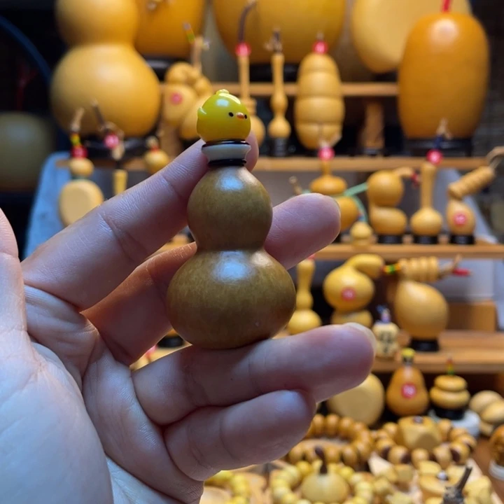 龙***主天然葫芦自然生长