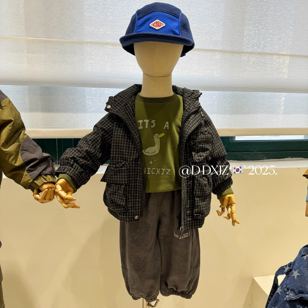 【滚滚家】春款儿童韩版休闲时尚男女童冲锋衣格子连帽外套 25016