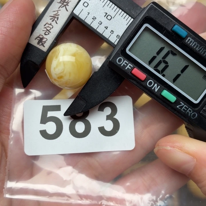 M***e裸石蜜蜡未镶嵌蜜蜡