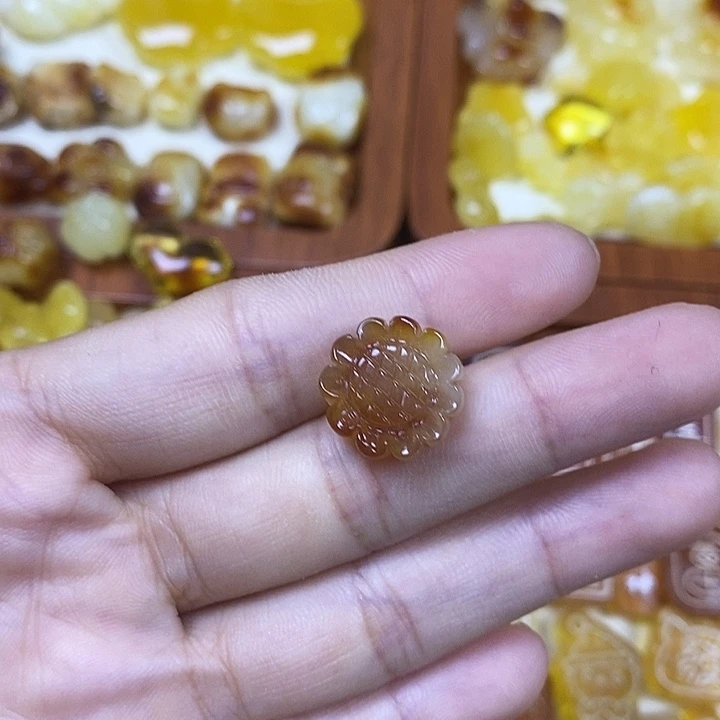 橄榄核吊坠向日葵44
