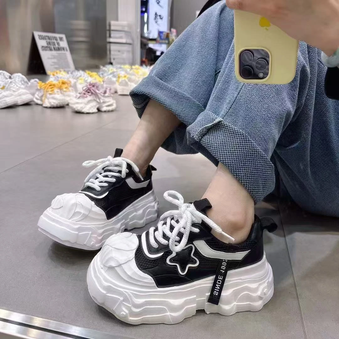 欧货丑萌大头系带松糕厚底女鞋2025春夏新款小个子增高增高休闲鞋