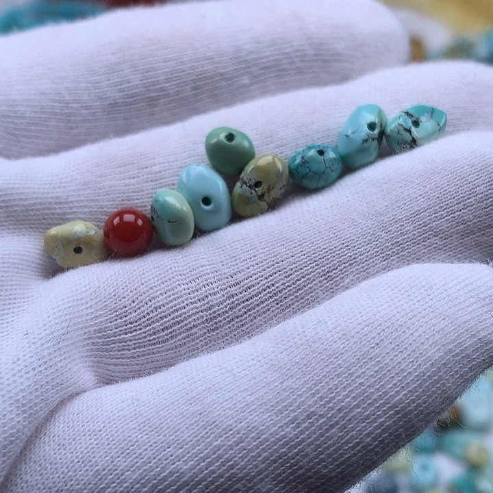 南红玛瑙未镶嵌珠宝奇石