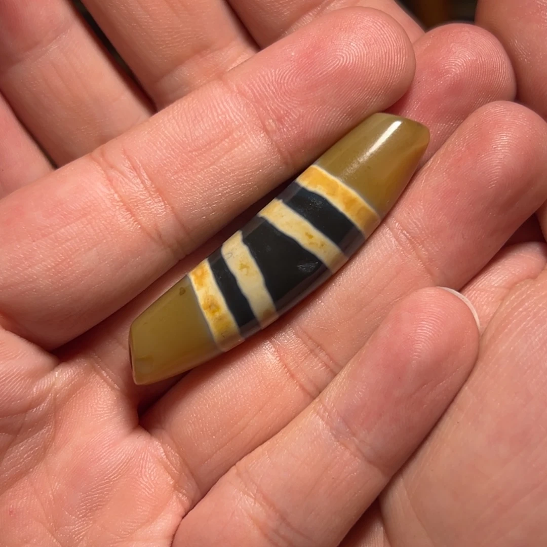 玛瑙/玉髓未镶嵌珠宝奇石