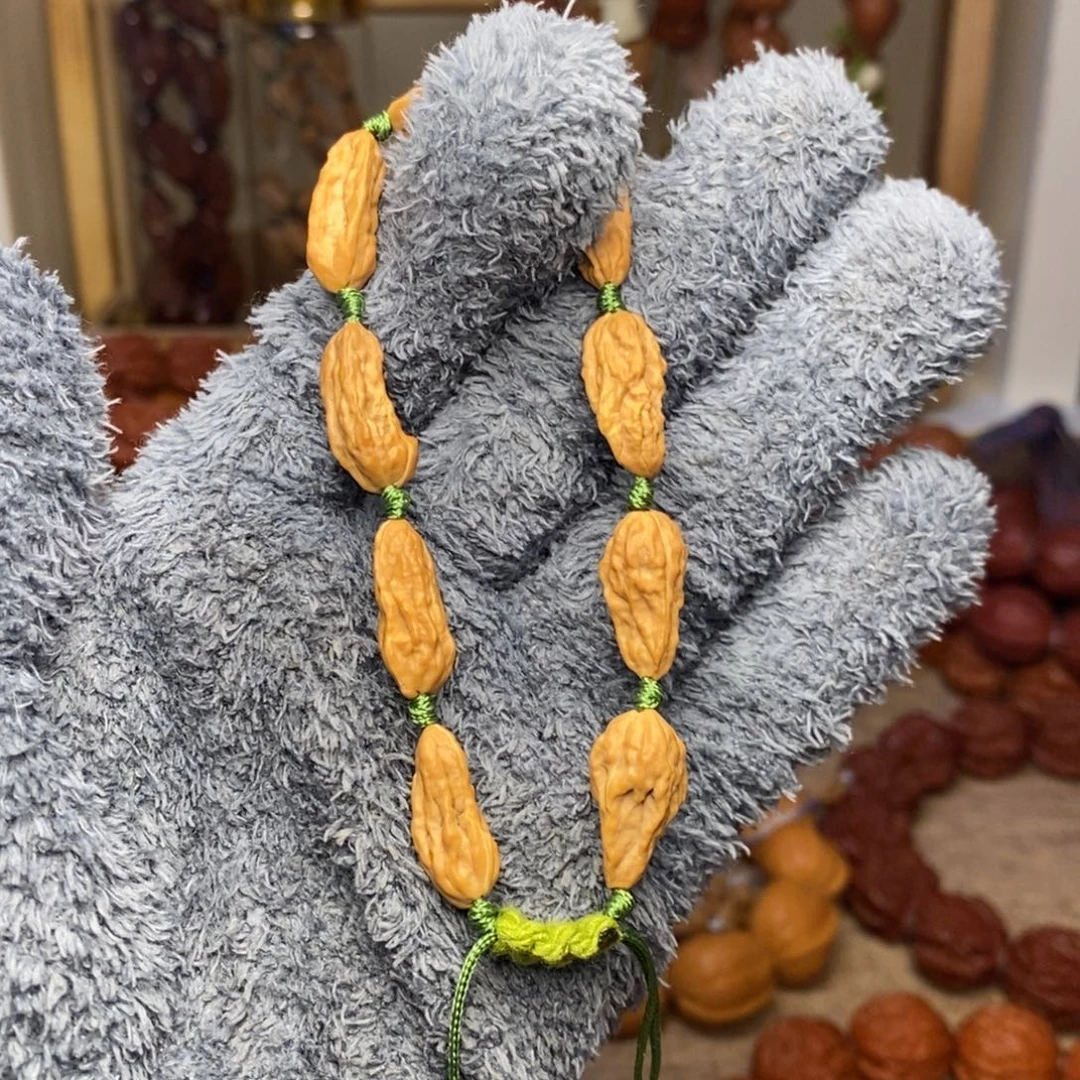 牛***）文玩核桃吊坠异形手串