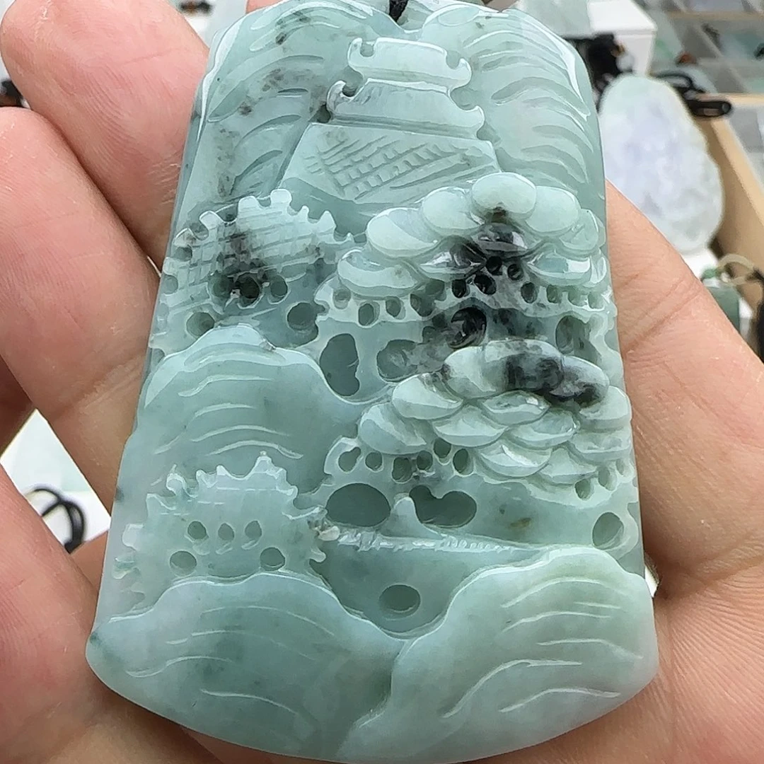 翡翠未镶嵌颈饰翡翠