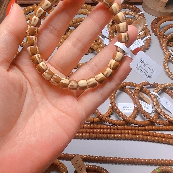 紫金鼠手串卡8,5三花单圈