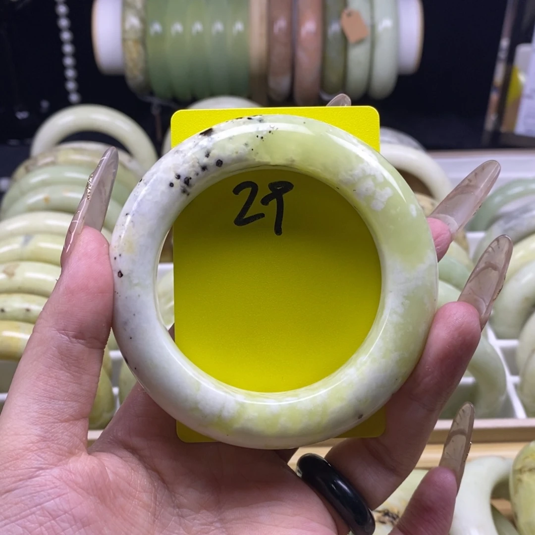 蛇纹石玉未镶嵌手镯56.3