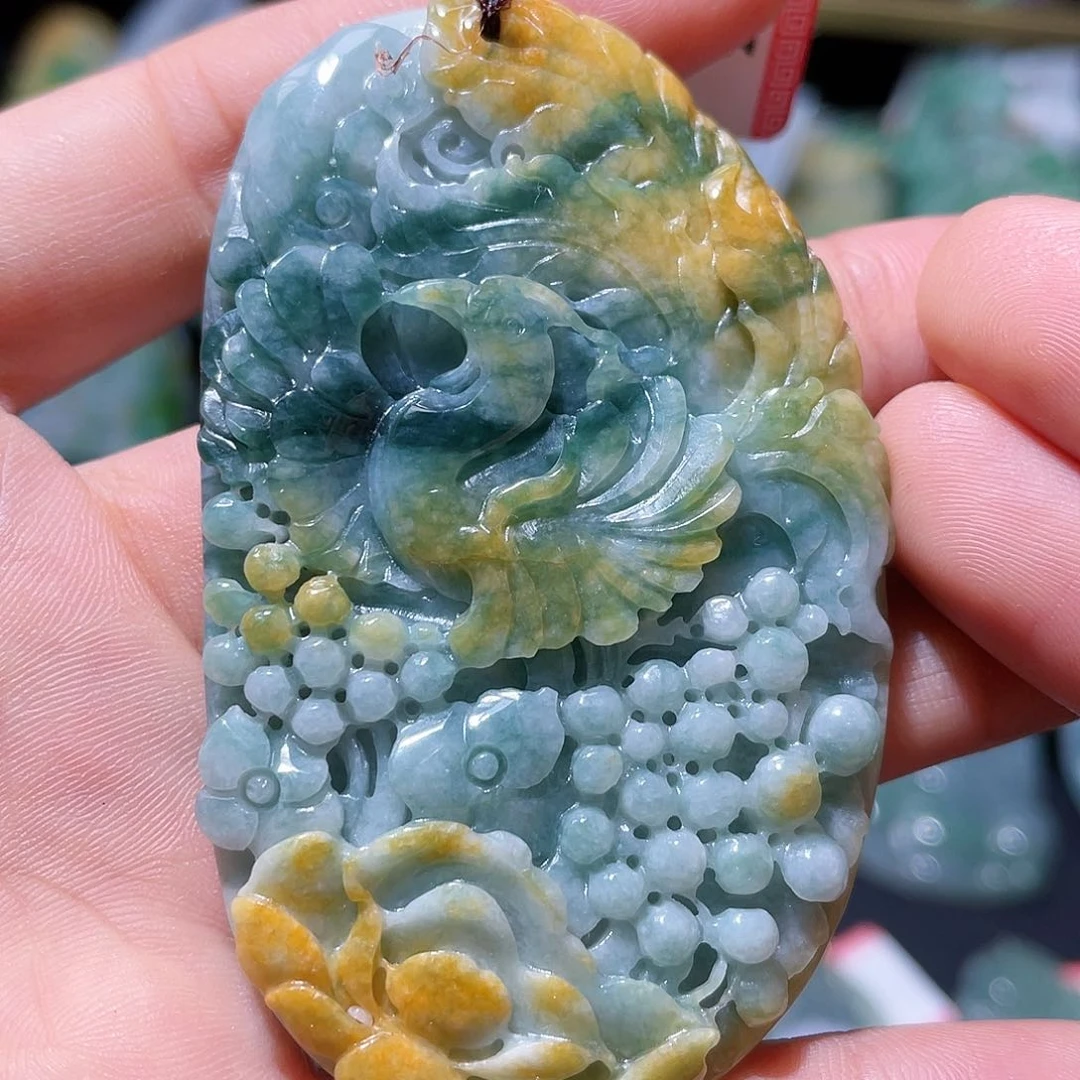 颈饰未镶嵌翡翠一个