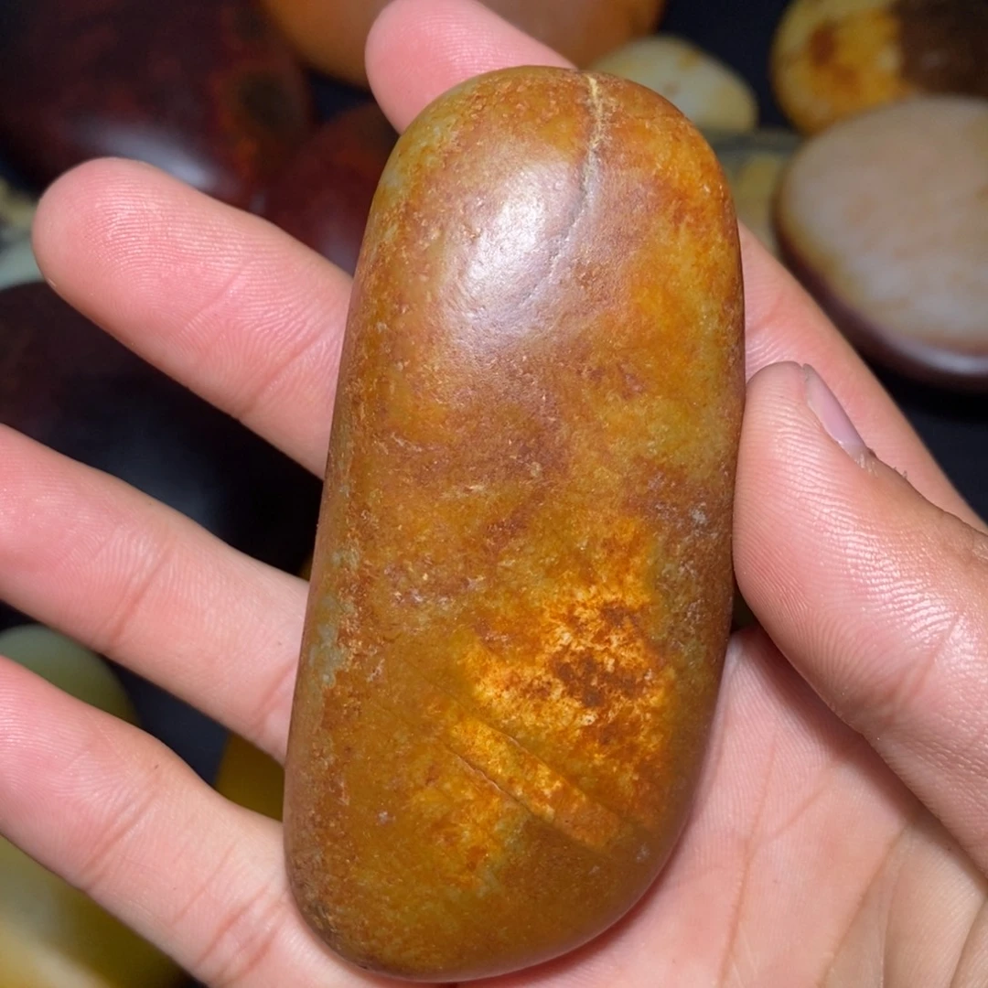 和田玉未镶嵌珠宝奇石