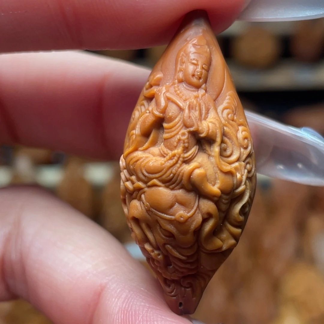 橄榄核把件普贤菩萨