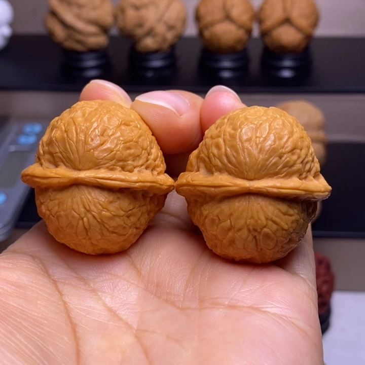 文玩核桃把件太阳系元宝18