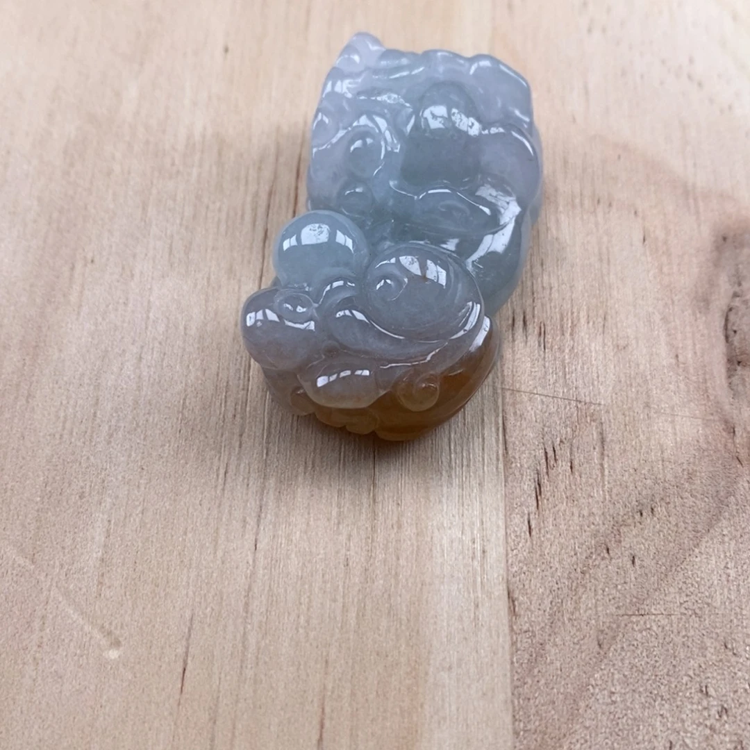 翡翠未镶嵌颈饰多人霸王貔貅