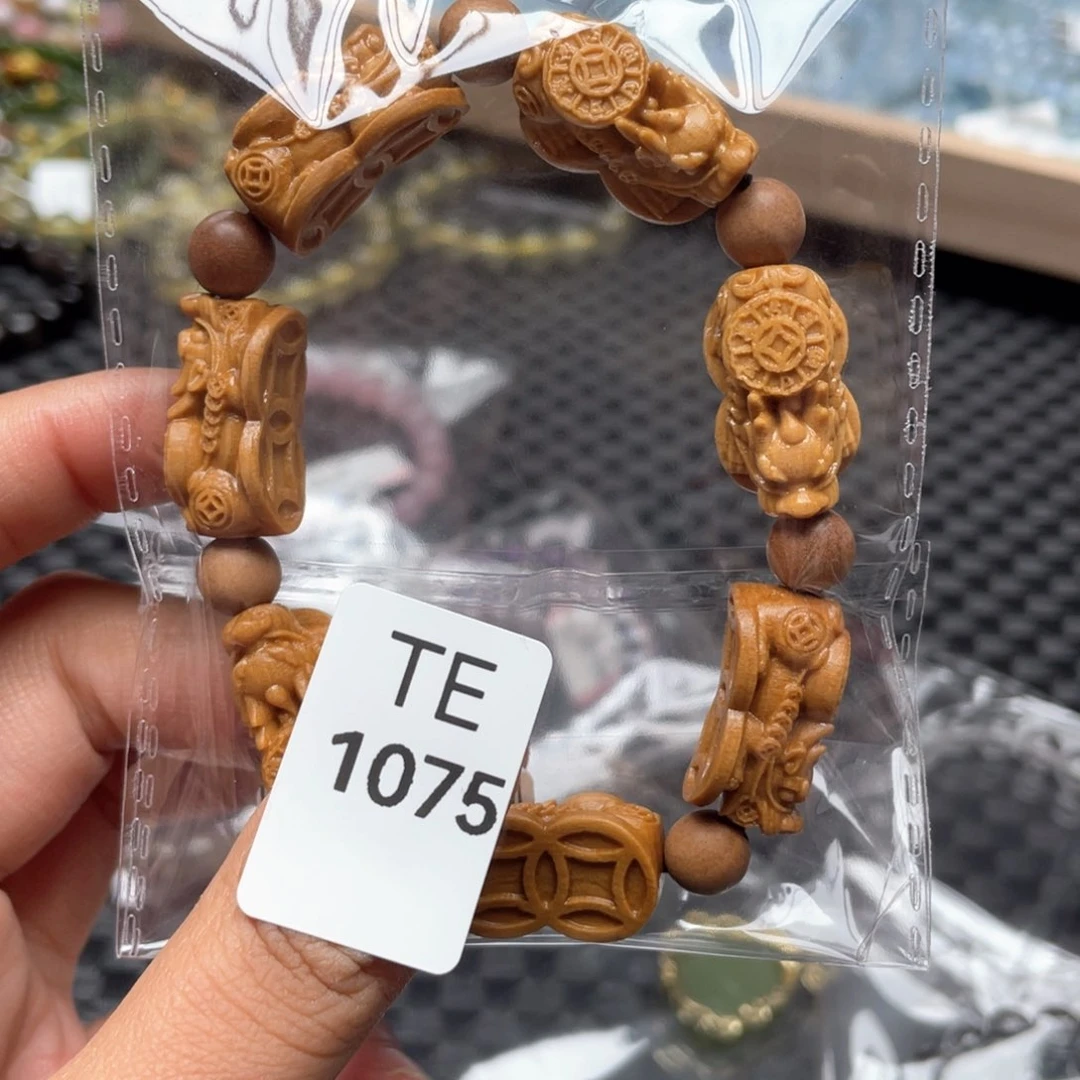 水晶多样性发一只未镶嵌