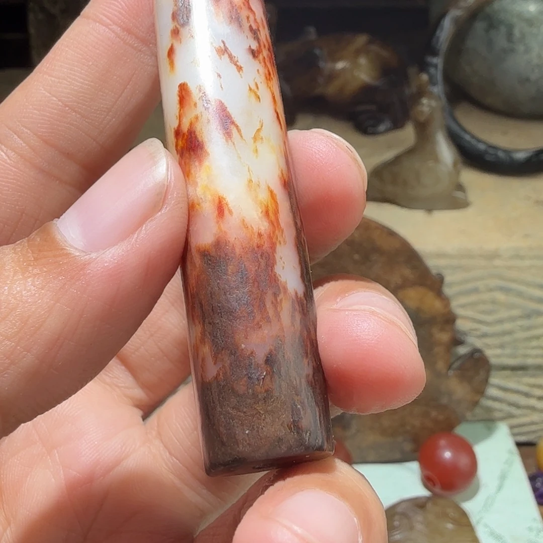 梁***3颈饰未镶嵌和田玉