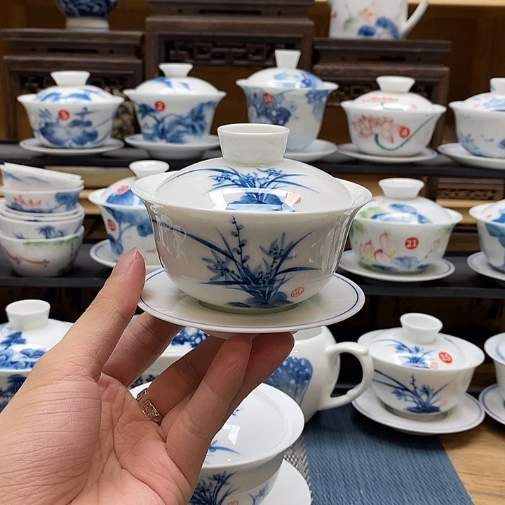 手绘兰花150盖碗釉下彩高温微瑕福利款