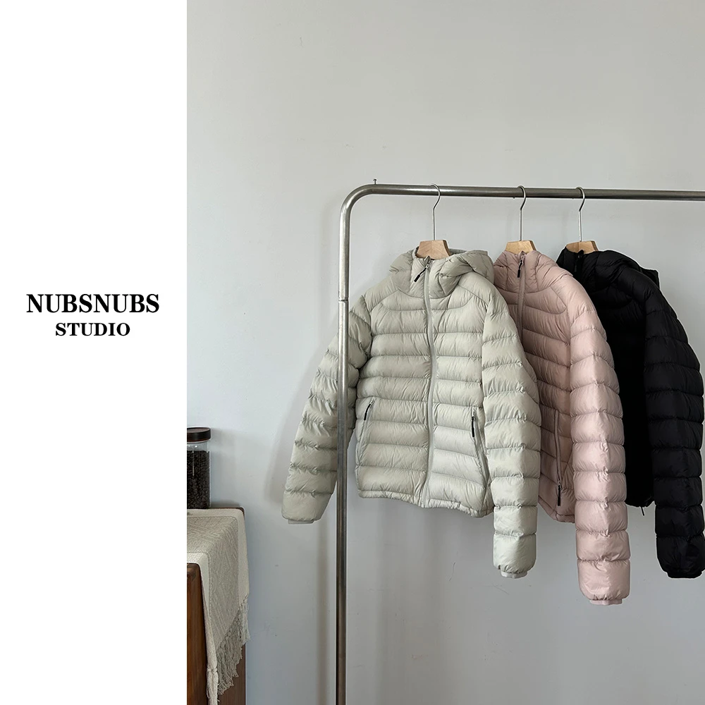12.6大林自制 “甄选小排”90白鸭绒轻薄连帽排骨羽绒服S145g,M150g