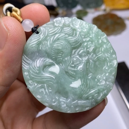 翡翠未镶嵌颈饰翡翠