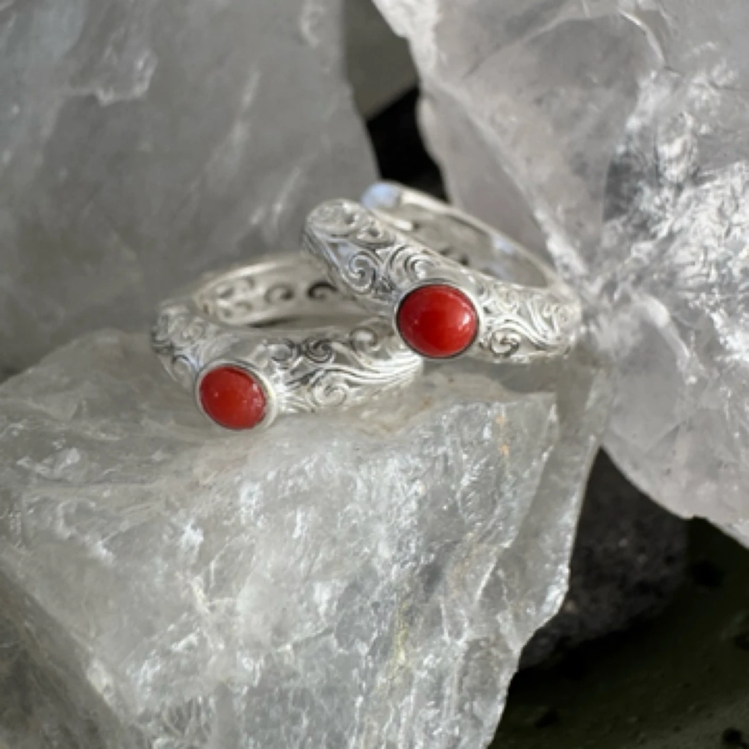 足银银制品 足银手工镶嵌真旭日蒙古元素耳圈