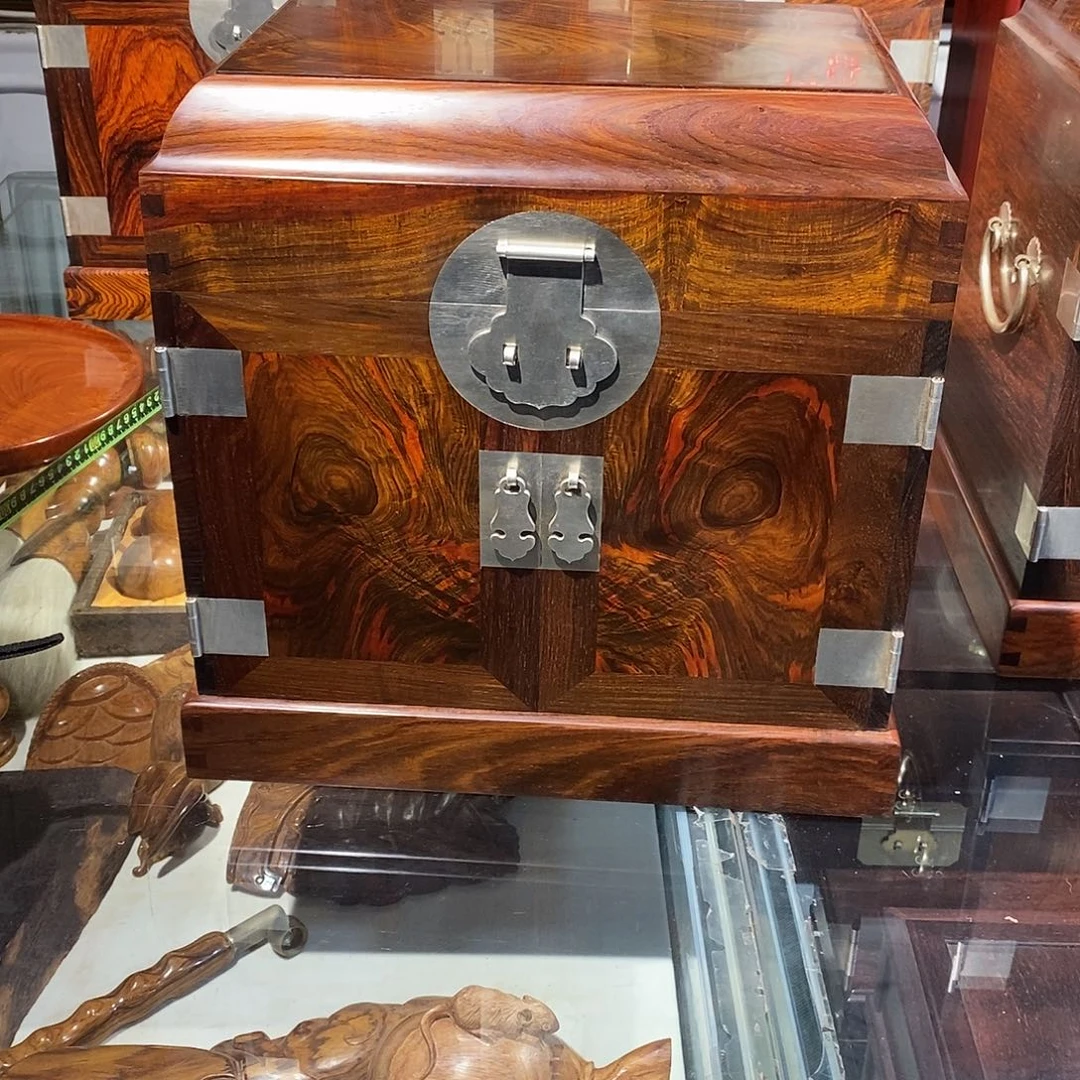 交趾黄檀（大红酸枝）一**丞独板官箱32/23/32