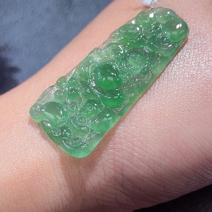 定制翡翠未镶嵌翡翠