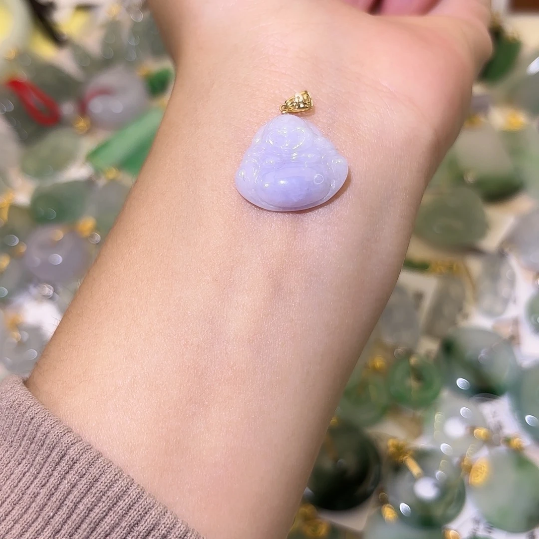 翡翠18K金镶嵌颈饰佛公