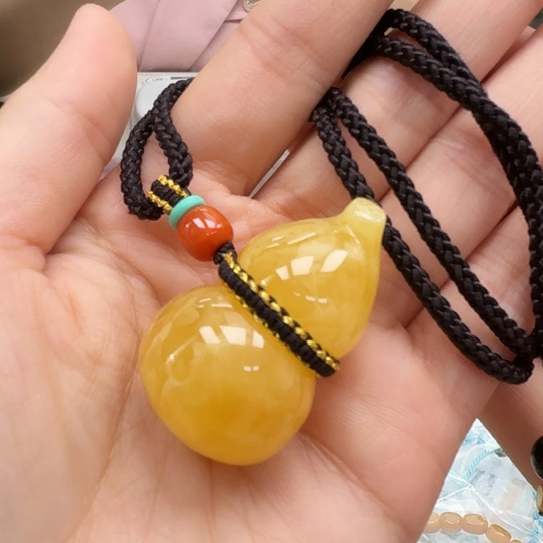 未镶嵌琥珀珠宝奇石吊坠