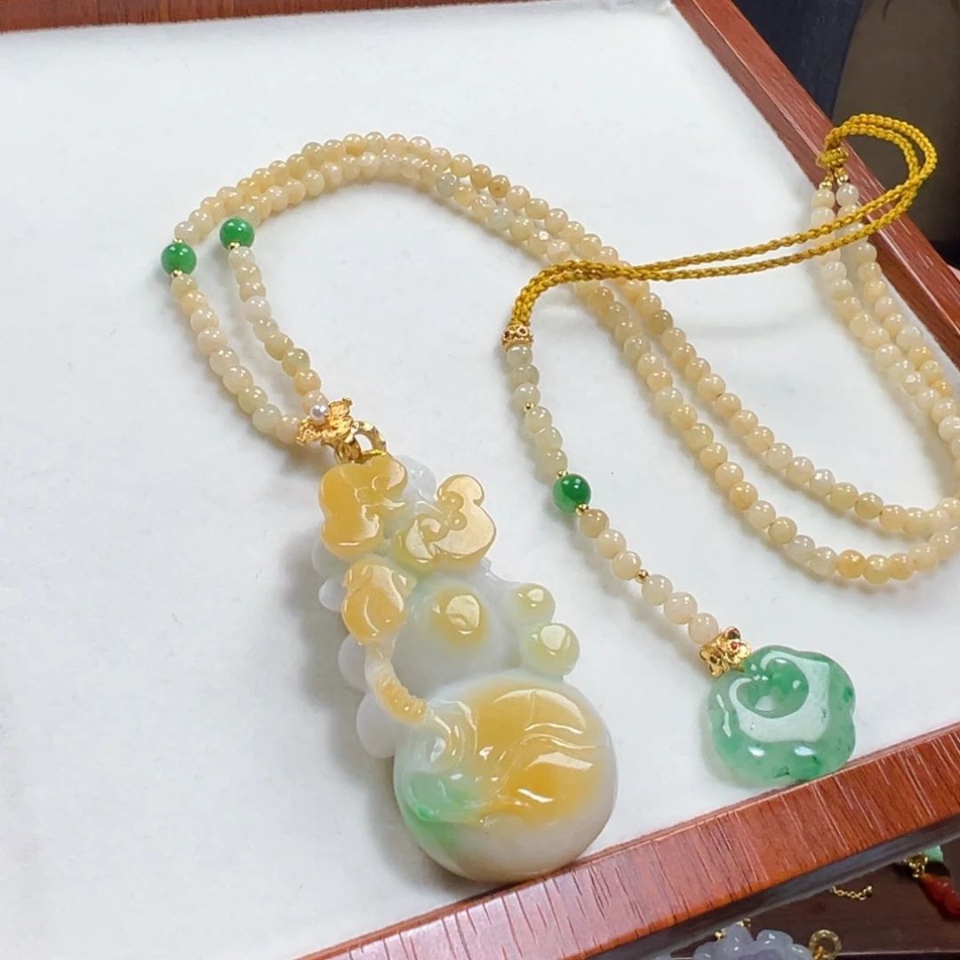 翡翠未镶嵌毛衣链葫芦