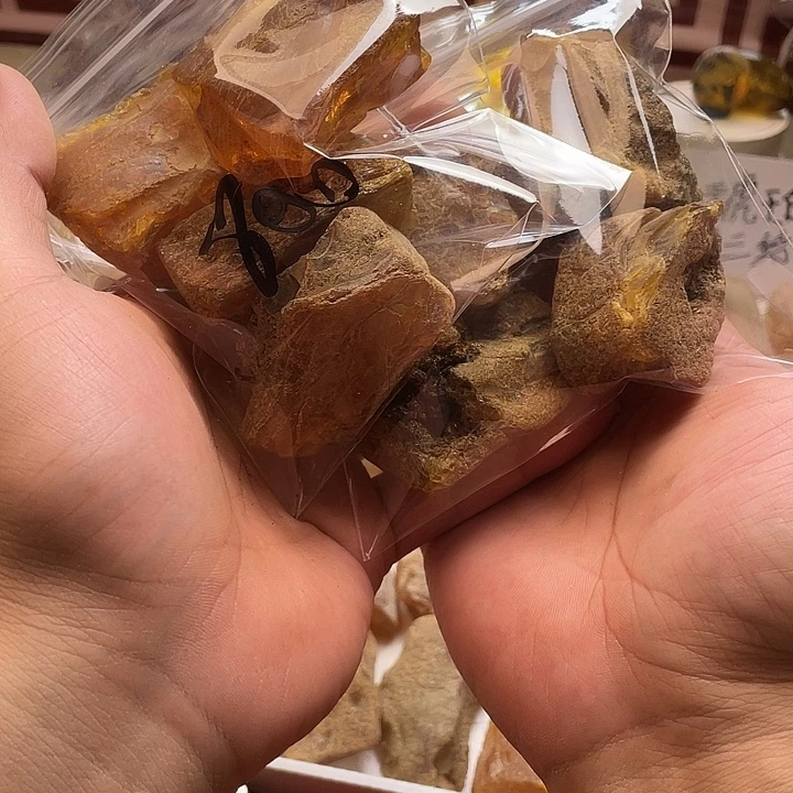 哈****未镶嵌定制琥珀天然琥珀蜜蜡