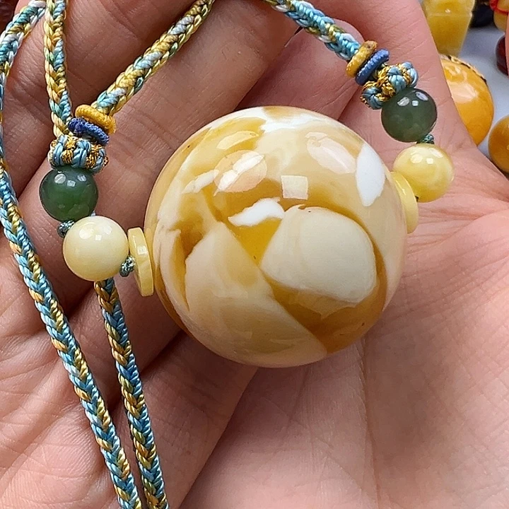 H***d蜜蜡未镶嵌珠宝奇石