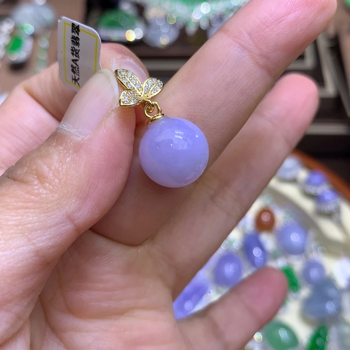 翡翠颈饰银S925镶嵌翡翠吊坠