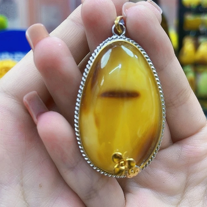 银S925镶嵌颈饰蜜蜡吊坠