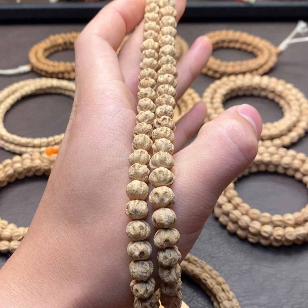 柏香籽/百香籽吊坠I****o