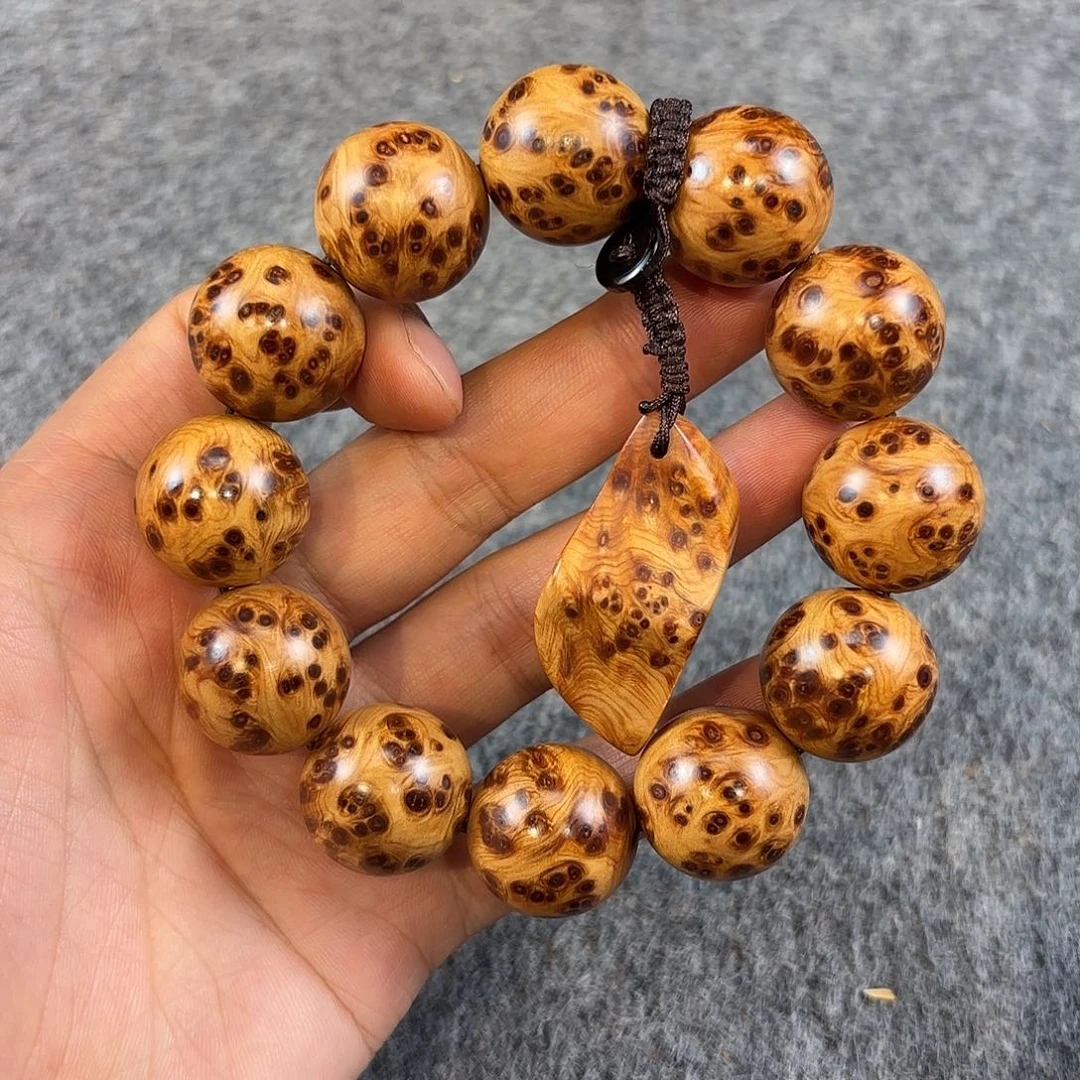 崖柏太行崖柏陈化爆满2.0收藏品（保证太行）