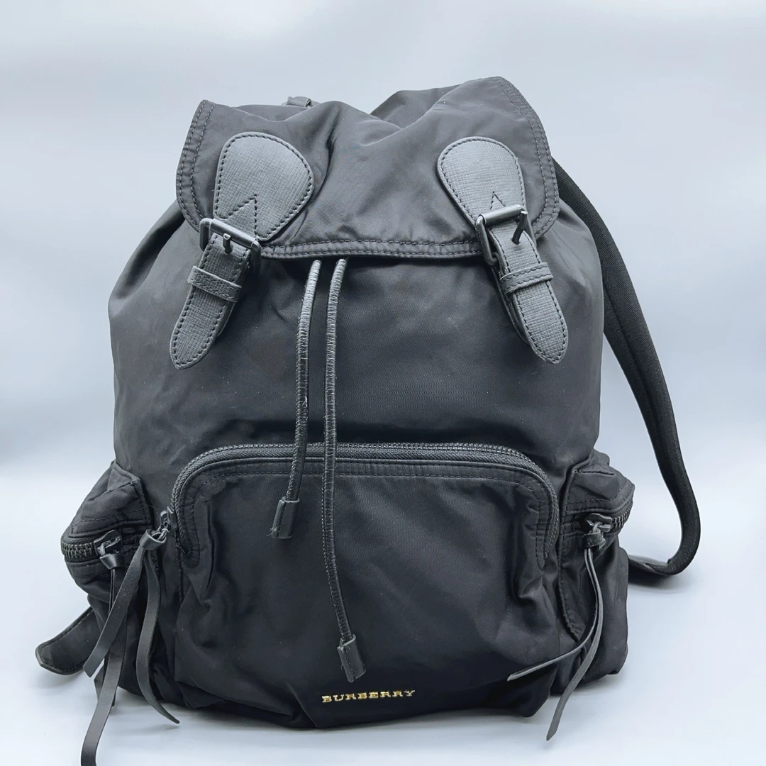 95新 BURBERRY/博柏利  黑色双肩包 1662 3319