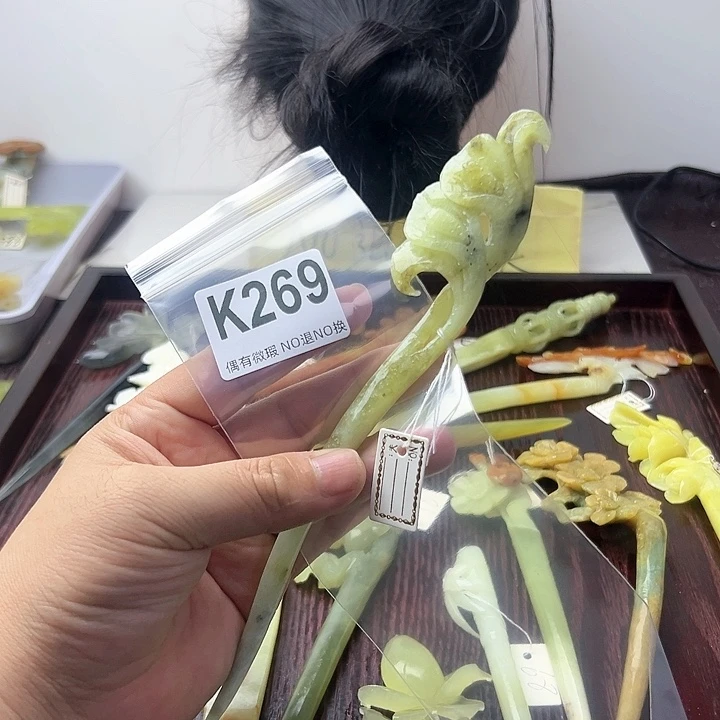 蛇纹石玉发饰合金我****