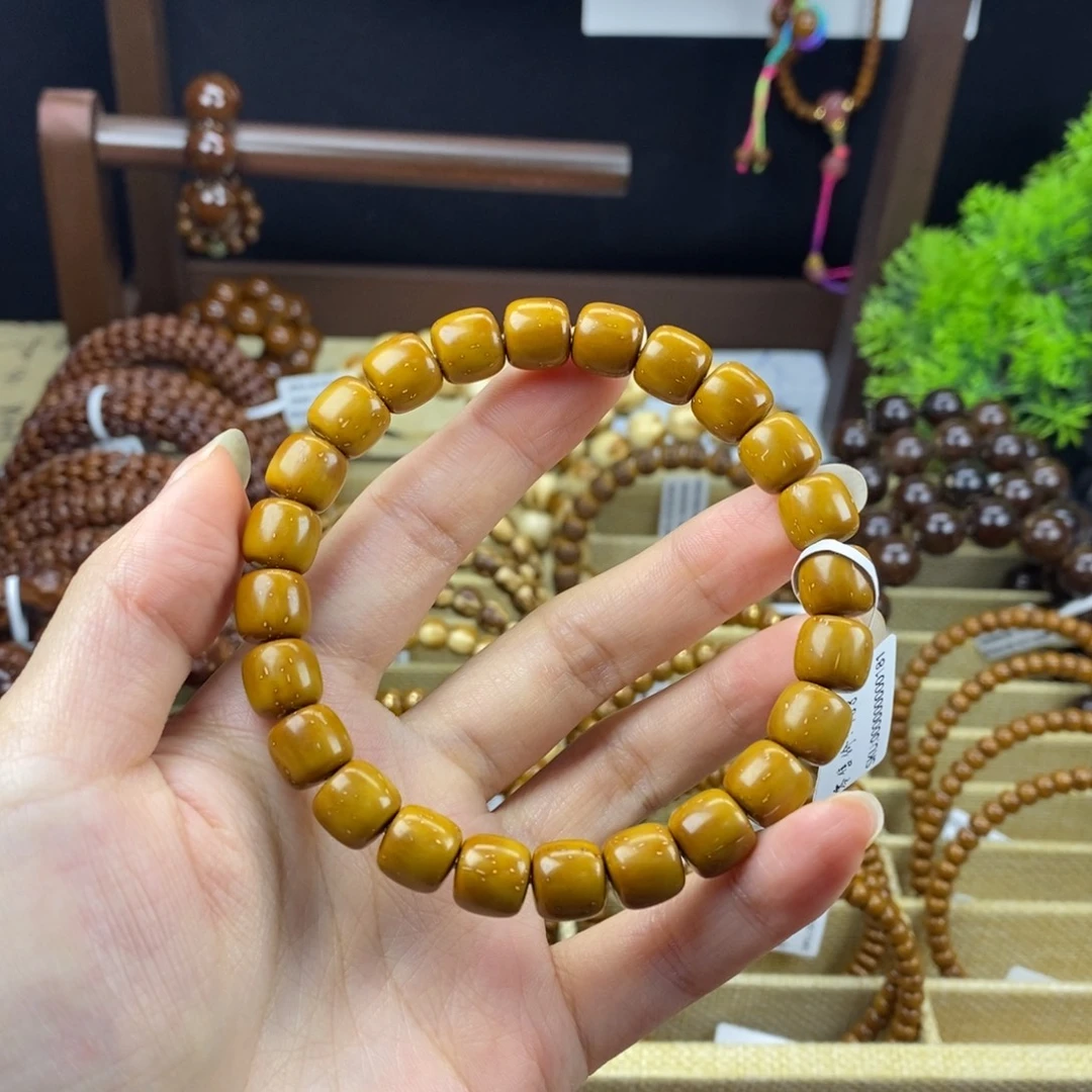****好手串紫金鼠9.5精品黄金甲