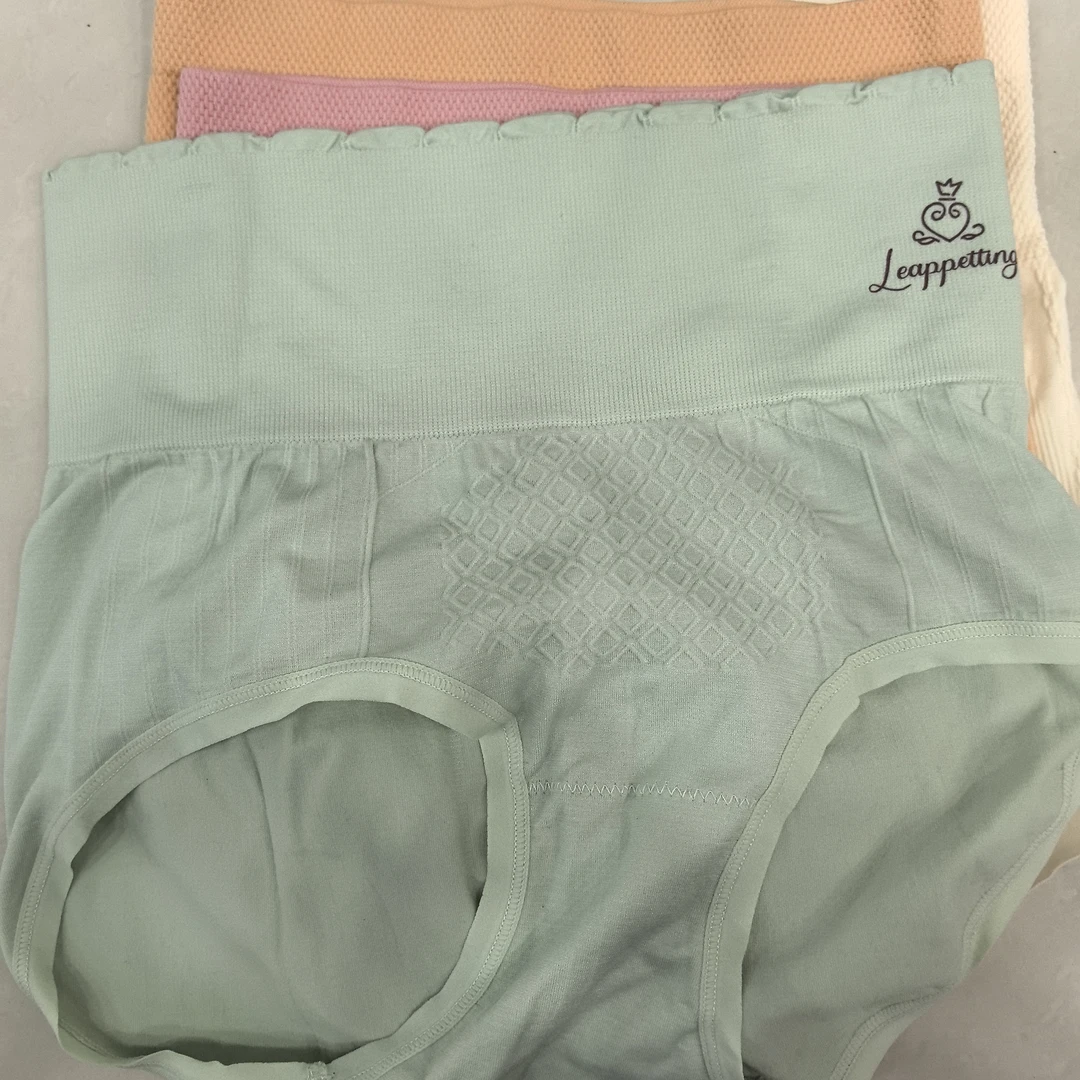 女款舒适内裤 颜色花型款式随机